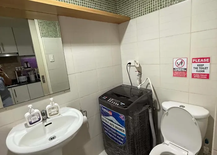 Aparthotel Sea Residences Staycation Near At Moa